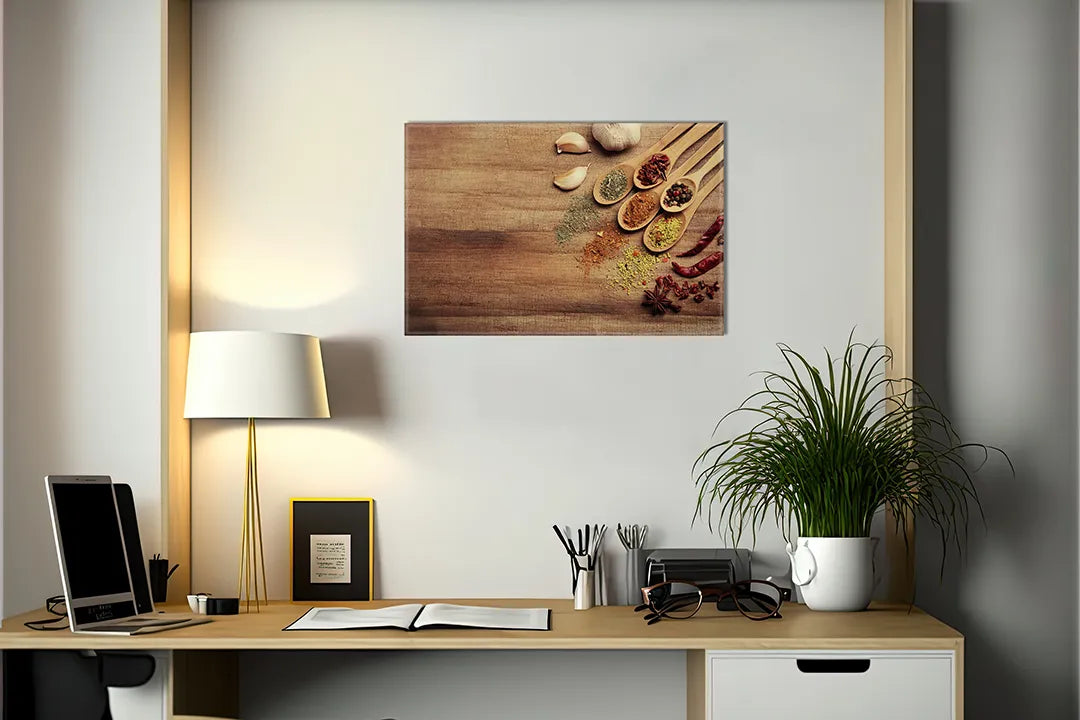 Kurkborden op canvas met kruiden en specerijen op houten tafel – formaat 140 × 100 cm