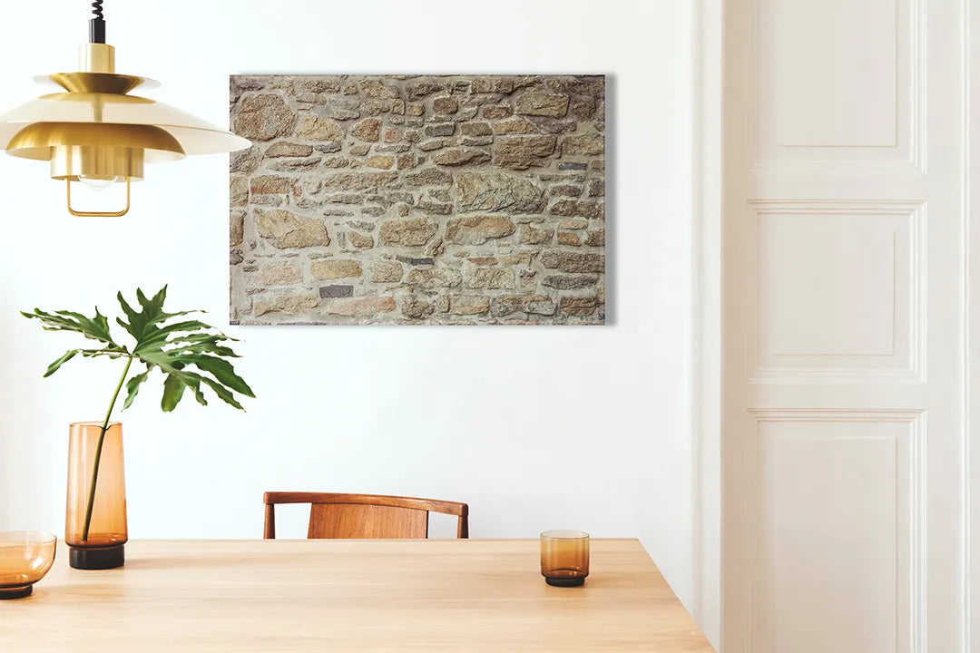Kurkborden op canvas met rustieke stenen muur – formaat 100 × 70 cm