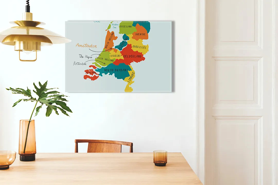 Kurkborden op canvas met illustratieve kaart van nederland – formaat 100 × 70 cm