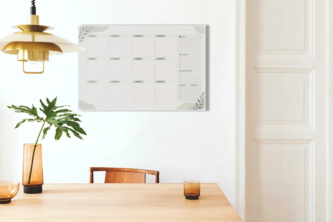 Kurkborden op canvas met maandplanner met botanische hoeken – formaat 100 × 70 cm
