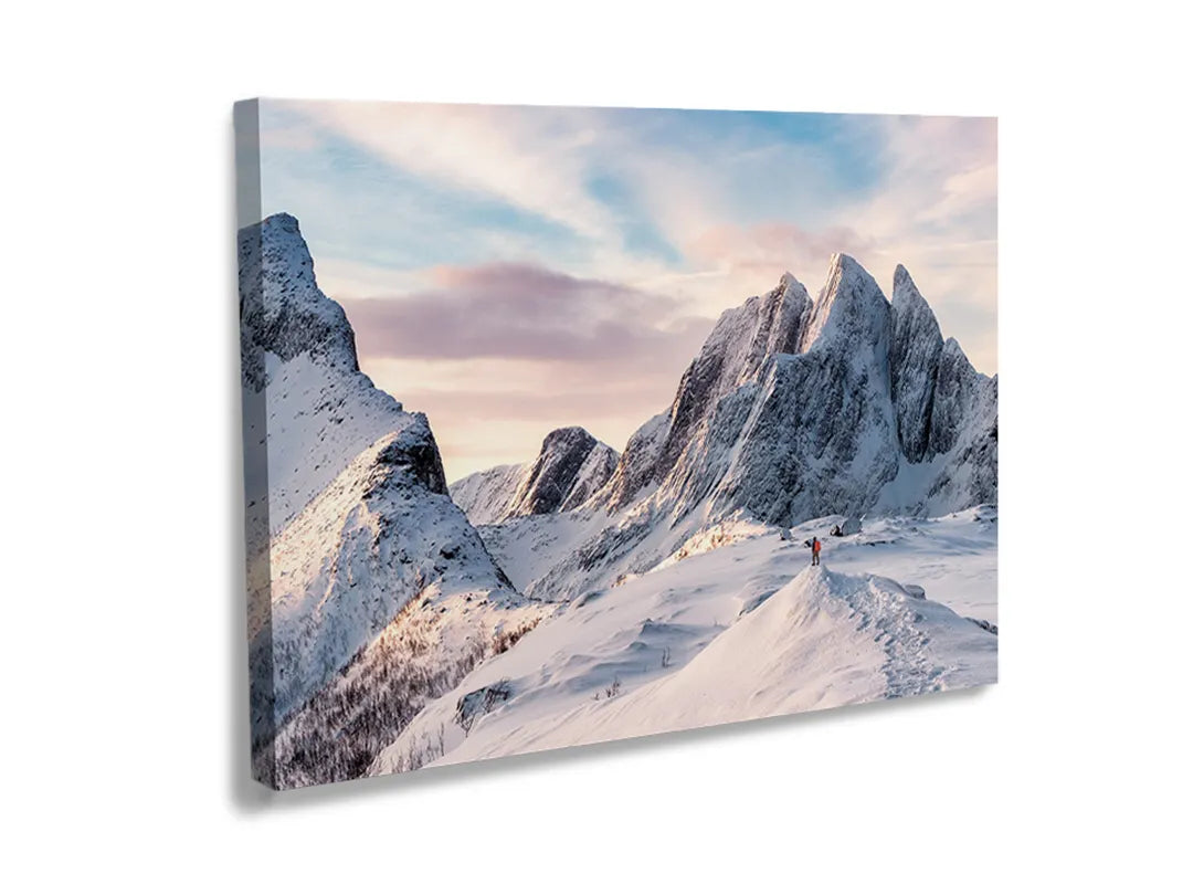 Kurkborden op canvas met besneeuwde bergtoppen – formaat 120 × 80 cm