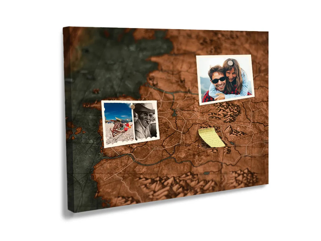 Kurkborden op canvas met bruine antieke landkaartstructuur – formaat 60 × 40 cm