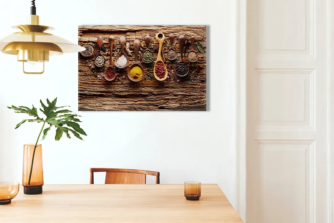 Kurkborden op canvas met kruiden en specerijen in glazen potten – formaat 100 × 70 cm