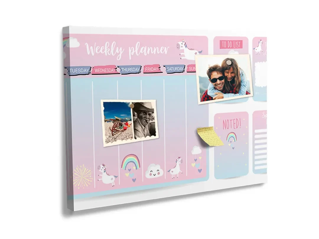 Kurkborden op canvas met roze en blauwe weekplanner – formaat 60 × 40 cm