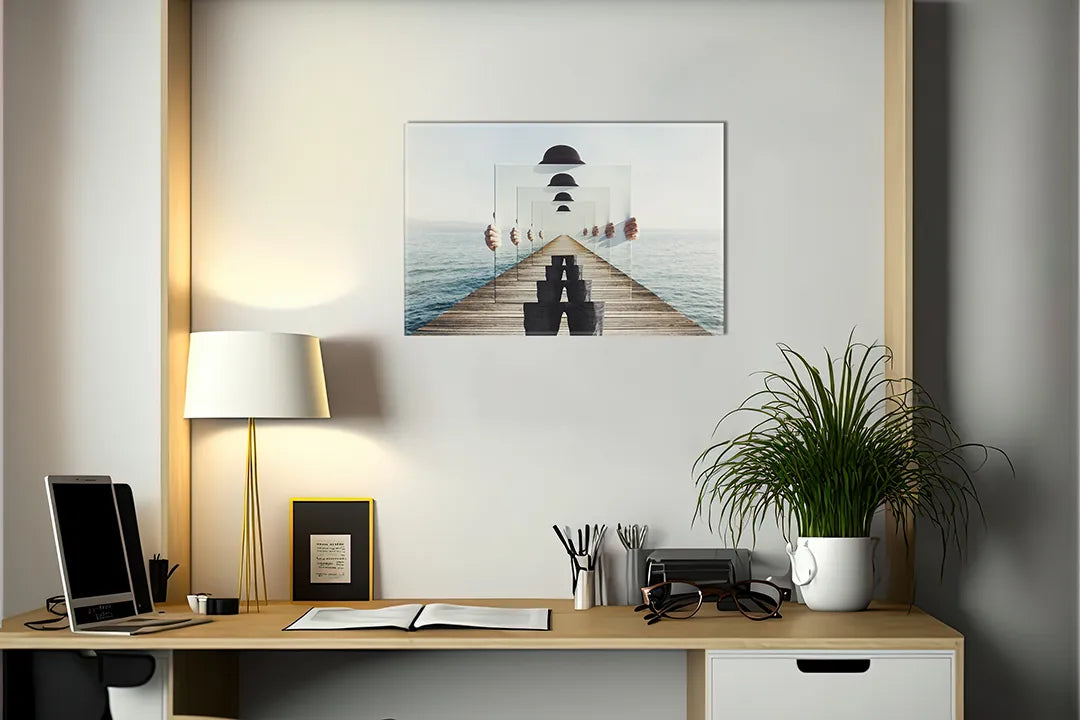 Kurkborden op canvas met surrealistisch portret op een steiger – formaat 140 × 100 cm