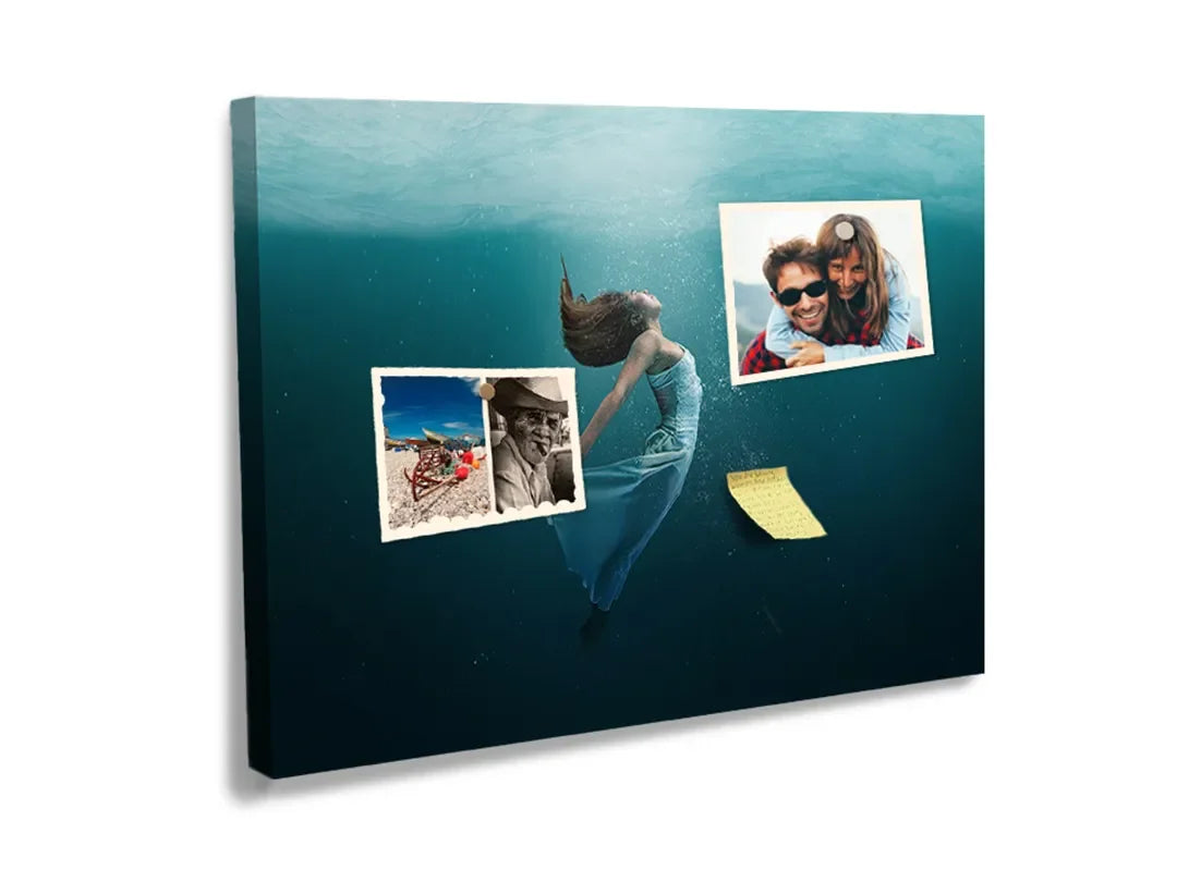 Kurkborden op canvas met vrouw zwevend onder water – formaat 60 × 40 cm
