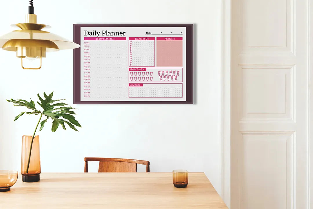 Kurkborden op canvas met roze dagelijkse planner – formaat 100 × 70 cm