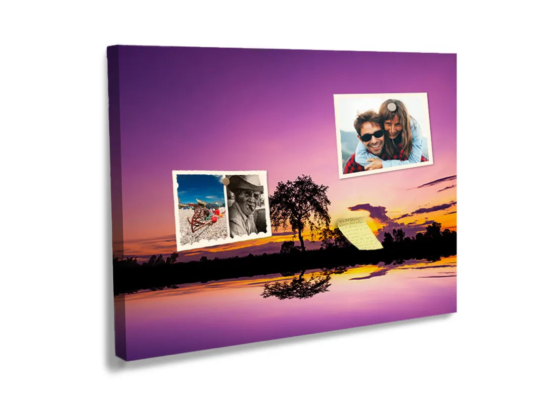 Kurkborden op canvas met boom bij paarse zonsondergang – formaat 60 × 40 cm