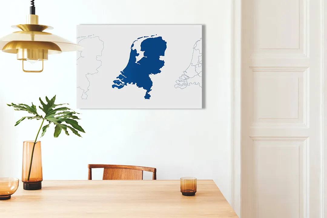 Kurkborden op canvas met blauwe kaart van nederland – formaat 100 × 70 cm