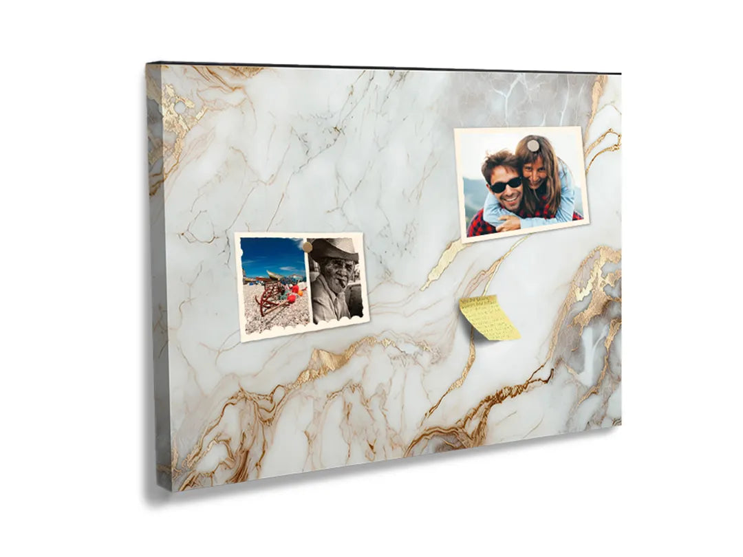 Kurkborden op canvas met licht marmer met warme goudaders – formaat 60 × 40 cm