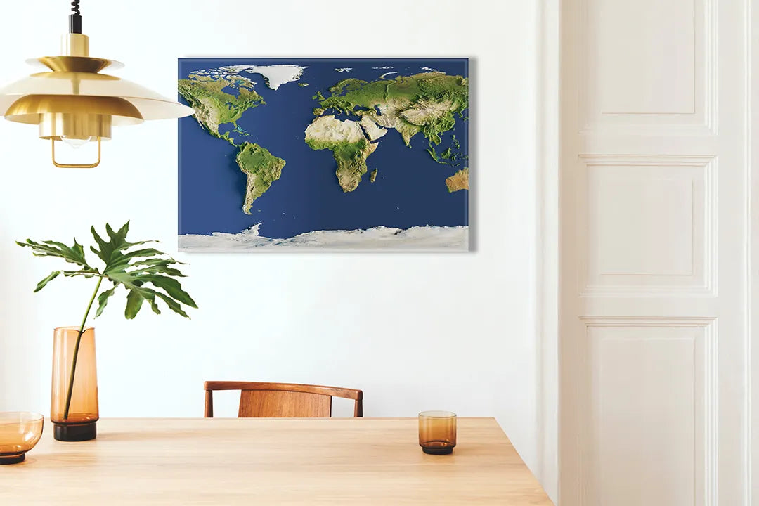 Kurkborden op canvas met gedetailleerde fysieke wereldkaart – formaat 100 × 70 cm