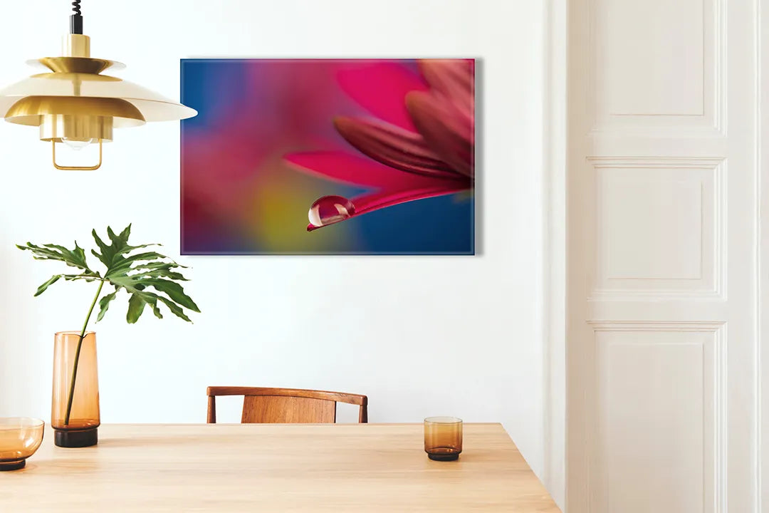 Kurkborden op canvas met roze bloem met waterdruppel – formaat 100 × 70 cm