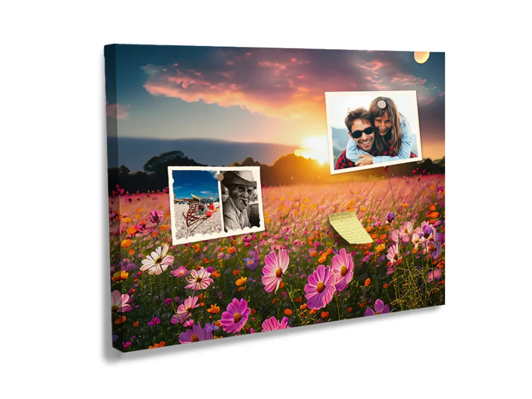 Kurkborden op canvas met bloemenveld bij zonsondergang – formaat 60 × 40 cm