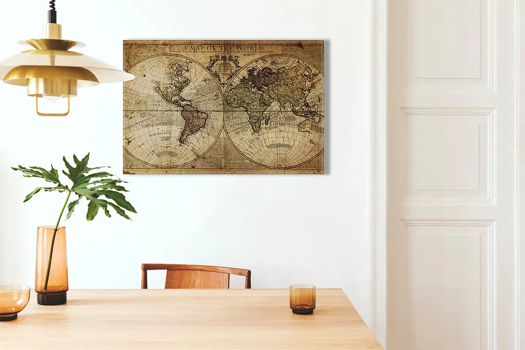 Kurkborden op canvas met antieke wereldkaart in sepia – formaat 100 × 70 cm