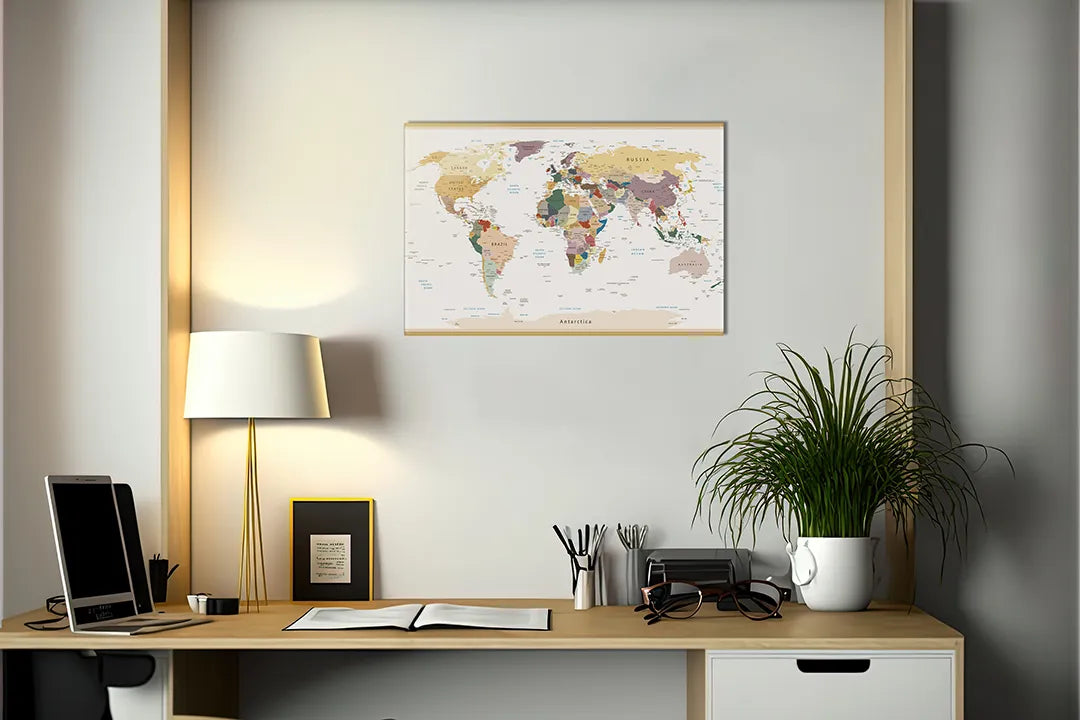 Kurkborden op canvas met moderne kleurrijke wereldkaart – formaat 140 × 100 cm